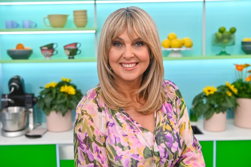 Sukienki na wiosnę dla kobiet 50 plus. W Wielkanoc zachwycisz elegancją