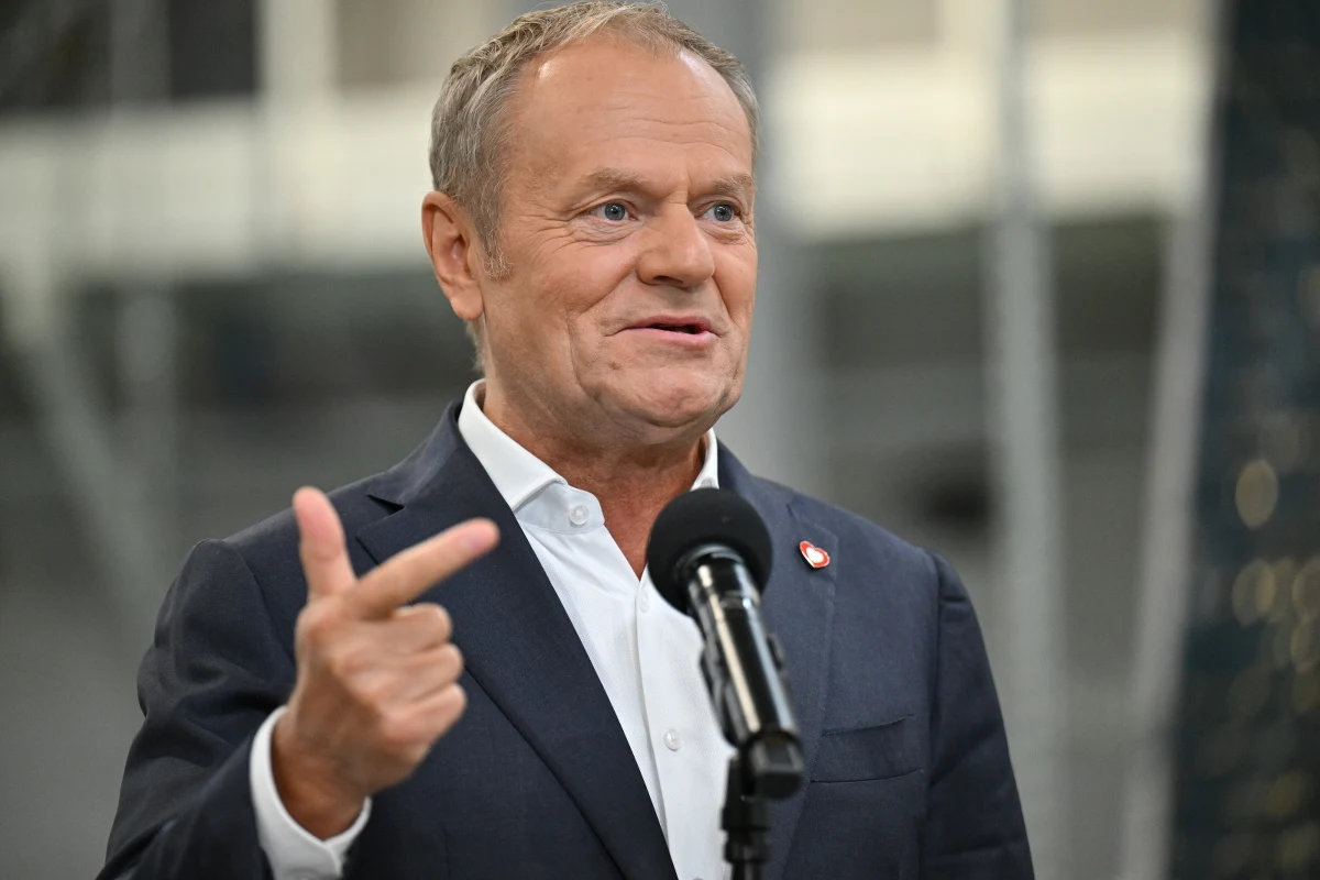 Premier Donald Tusk, jak zapowiada, zwróci się do Adama Bodnara w sprawie nieprawidłowości wyborczych. Szef rządu ma zalecenie dla Prokuratora Generalnego. 