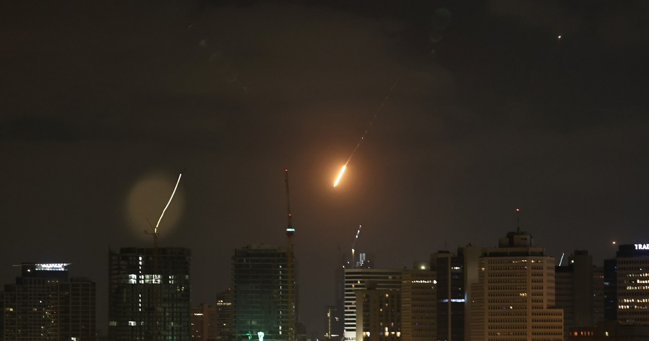 Iran nie odpuszcza. Alarm niemal w całym kraju, doniesienia o ofiarach