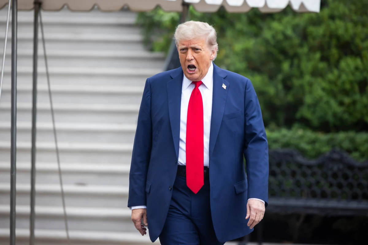 Donald Trump odrzucił izraelski plan zamachu na najwyższego przywódcę Iranu, ajatollaha Alego Chameneiego. Źródła CBS News twierdzą, że rozmowa między prezydentem USA i premierem Izraela miała mieć miejsce w piątek.