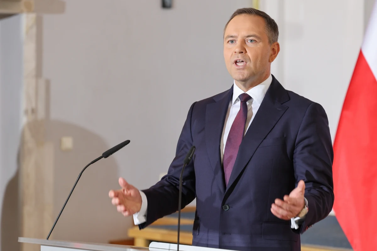 Prokuratura Rejonowa Gdańsk-Śródmieście zdecydowała o wszczęciu postępowania przygotowawczego w sprawie nabycia mieszkania przez Karola Nawrockiego, prezydenta-elekta. Chodzi o podejrzenie oszustwa na szkodę Jerzego Ż., który - jak twierdzą śledczy - mógł zostać wprowadzony w błąd przy przekazaniu prawa własności lokalu - dowiedział się Stanisław Pawłowski, reporter RMF FM.