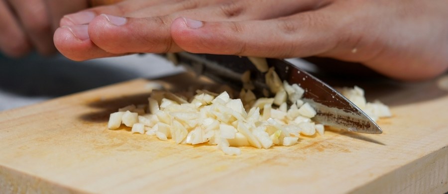 Najlepsza dieta dla trzustki powinna być przede wszystkim lekkostrawna i z niską zawartością tłuszczu. Według badań, działanie przeciwzapalne i wspierające jej pracę mają choćby: łosoś, makrela czy olej lniany. Jednak produktów chroniących ten narząd jest więcej.