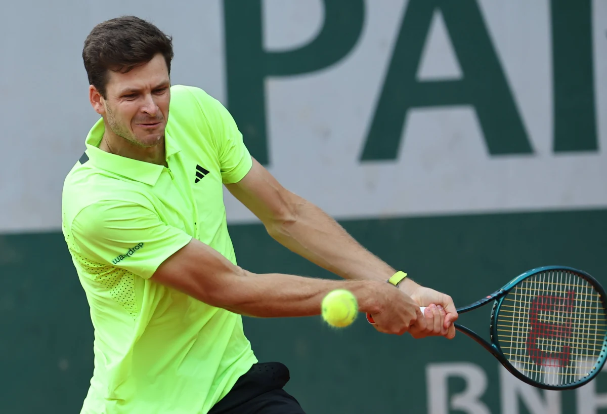 Hubert Hurkacz nie wystąpi w turnieju na kortach trawiastych w niemieckim Halle. Polak wycofał się z rywalizacji z powodu kontuzji.