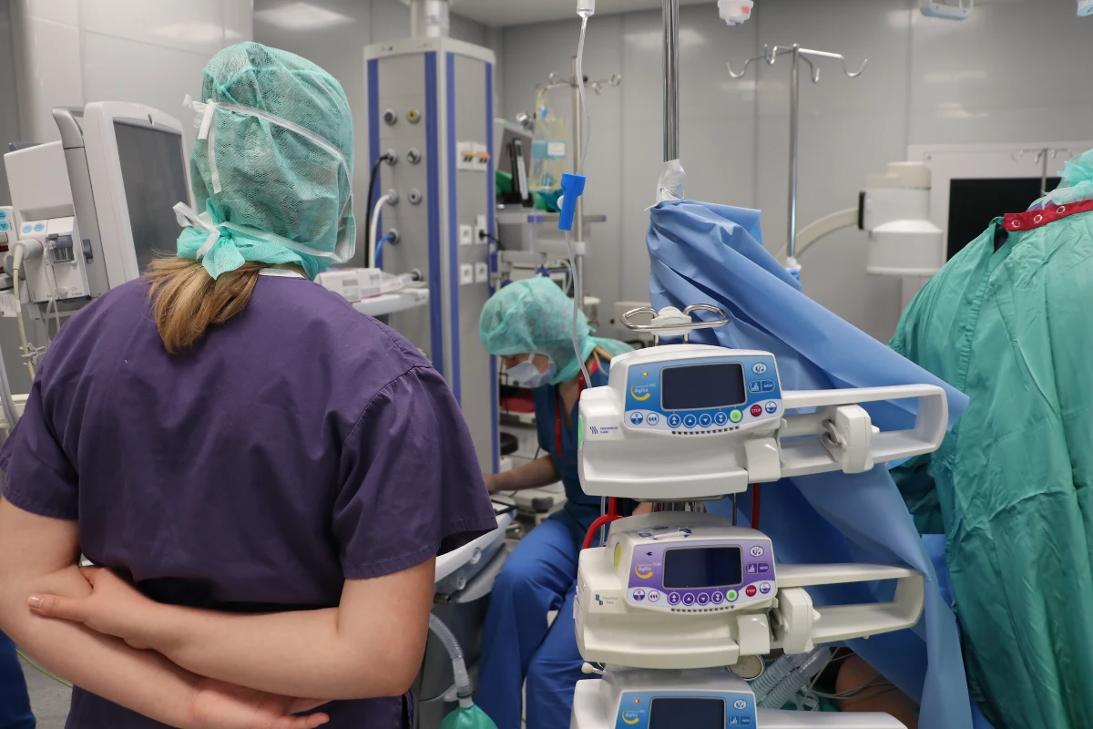 Dyrektorzy szpitali powiatowych dają czas Ministerstwu Zdrowia do końca dnia na konkretne deklaracje dotyczące pieniędzy na ustawowe podwyżki wynagrodzeń. Jak ustalił reporter RMF FM Michał Dobrołowicz, w piśmie przesłanym do resortu zapowiadają możliwe protesty, jeśli nie pojawią się jasne informacje o wysokości wsparcia z budżetu państwa.