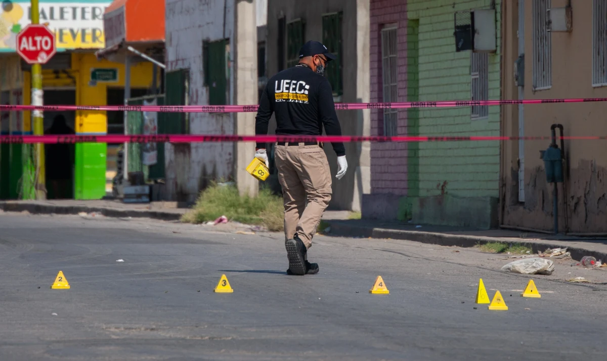 Brutalne zabójstwo Polaka w Meksyku. 35-letni mężczyzna zginął w Tijuanie po tym, jak w biały dzień został zaatakowany nożem i brutalnie pobity w miejscu publicznym. Prokuratura Rejonowa w Pabianicach wszczęła śledztwo w sprawie tej zbrodni ze szczególnym okrucieństwem. 