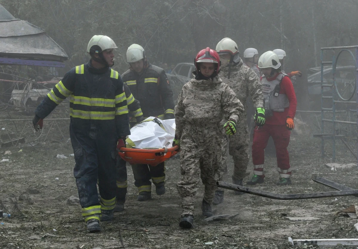 Amerykanin zginął w wyniku poniedziałkowego bombardowania Kijowa. Potwierdziła to rzeczniczka Departamentu Stanu Tammy Bruce.