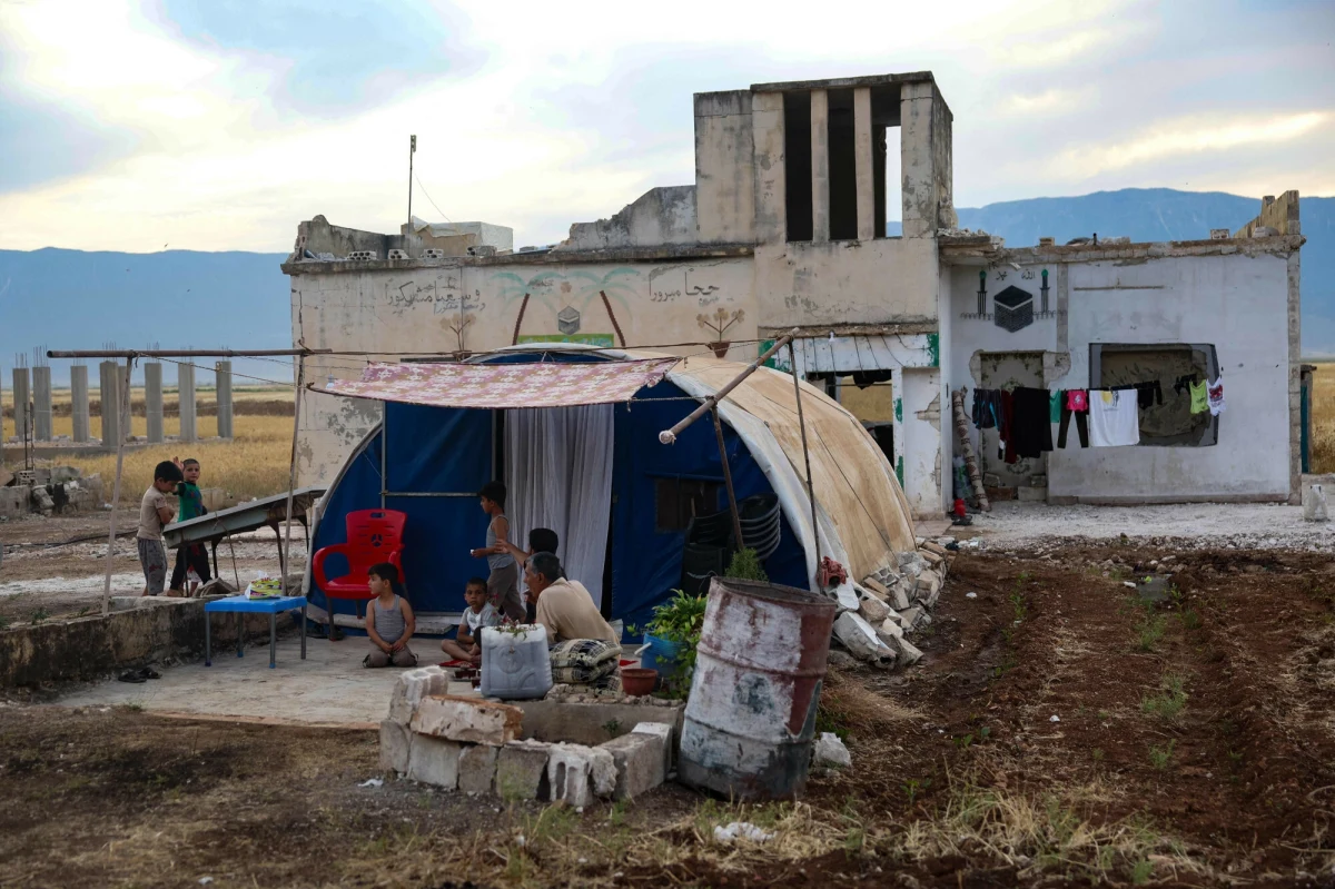 "Mieszkańcy Syrii są przyzwyczajeni do tego, że tam jest ciągle niespokojnie […]. W końcu wojna zakończyła się tam w 2024 roku" – mówił w internetowym Radiu RMF24 Marcin Majewski, rzecznik Caritas Polska, który kilka dni temu wrócił z Syrii. Organizacja prowadzi tam program humanitarno-rozwojowy m.in. dla syryjskich chrześcijan.