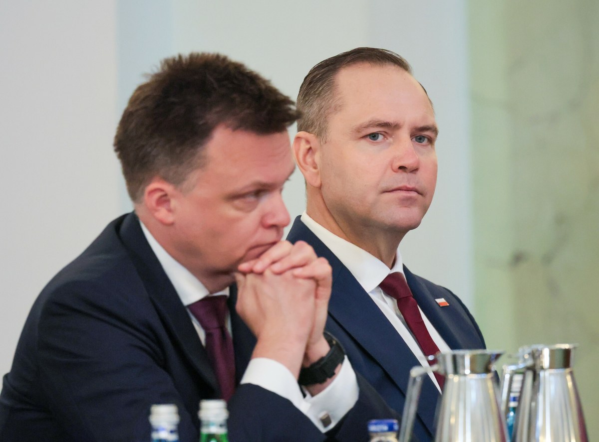 "Intensywny sparing polityczny" na posiedzeniu RBN. Hołownia zabrał głos