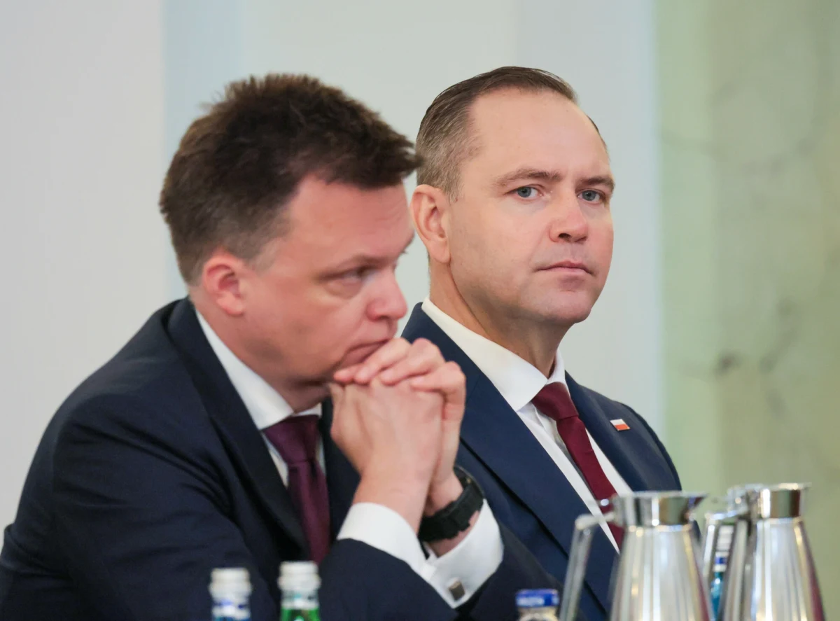 Marszałek Sejmu, Szymon Hołownia, podzielił się swoimi przemyśleniami na temat spotkania Rady Bezpieczeństwa Narodowego (RBN), które, jak stwierdził, było "pełne informacji" i stanowiło ważny moment dla polskiej polityki bezpieczeństwa. Jak dodał, podczas spotkania doszło też do "intensywnego sparingu politycznego" pomiędzy niektórymi politykami.