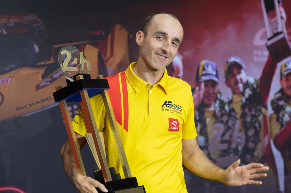 Jak wytrzymać za kółkiem kilkadziesiąt godzin, z przerwą na zaledwie kilka godzin snu? Pokazał to Robert Kubica, który w barwach zespołu AF Corse zwyciężył w legendarnym, 24-godzinnym wyścigu Le Mans, w najbardziej prestiżowej kategorii Hypercar. „Le Mans jest największym celem. Nie da się wygrać większego wyścigu, jeśli jesteś kierowcą długodystansowym” – powiedział dziennikarzowi RMF FM Robert Kubica.