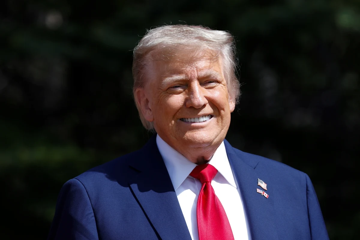 "Mogę to zrobić. Mogę tego nie zrobić. Nikt nie wie, co zamierzam zrobić" - powiedział w środę prezydent USA Donald Trump. Ocenił, że choć Irańczycy chcą negocjować, to jest "późno" i powiedział, że odrzucił ofertę mediacji ze strony przywódcy Rosji Władimira Putina.