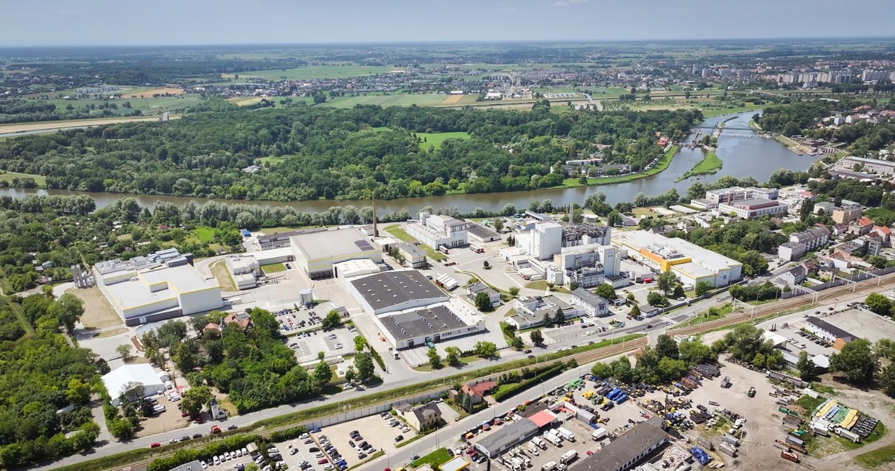 Takiej fabryki w Polsce jeszcze nie było. Danone rusza z produkcją w Opolu