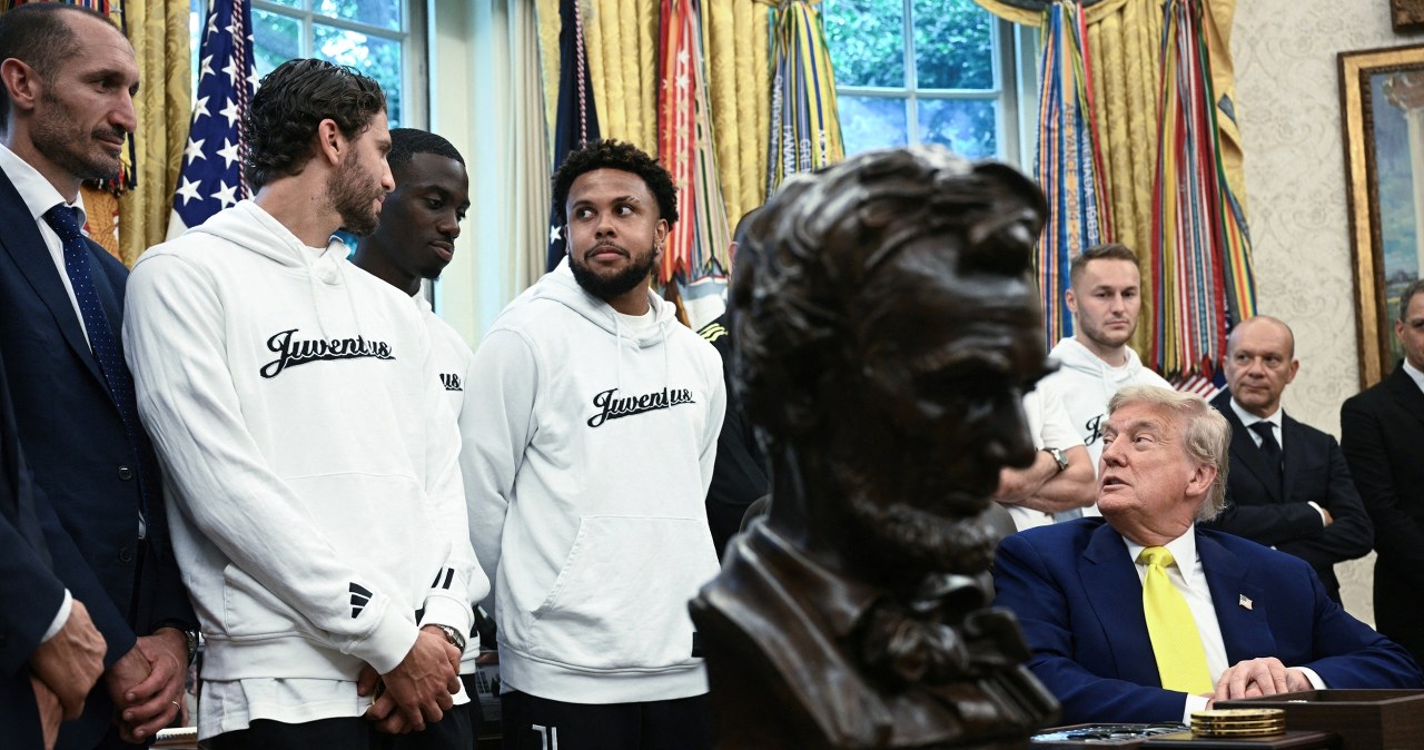 Trump znów zszokował świat. Piłkarze Juventusu stali jak wryci. "Mogłaby?"