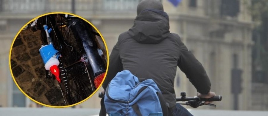 Sopoccy policjanci skontrolowali nietypowy jednoślad. W piątek poinformowali, że dostawca jedzenia poruszał się rowerem z zamontowanym silnikiem spalinowym. Za jedno ze świateł służył mu zaś… elektroniczny znicz.