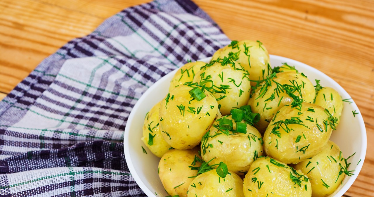 Młode ziemniaki jak z najlepszej restauracji –tak gotują najlepsi kucharze