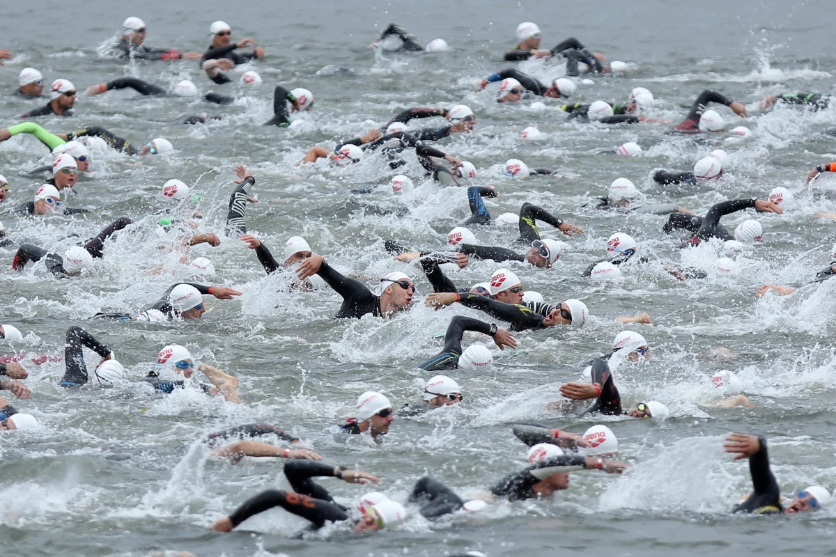 Pływanie, jazda na rowerze oraz bieg – czyli triathlon na trzech dystansach: średnim, sprinterskim i olimpijskim – w tych konkurencjach zmierzą się w weekend triathloniści w Gdańsku. W sobotę oraz niedzielę (21022 czerwca) kolejna już edycja zawodów Lotto Challenge Gdańsk powered by PGE. To będzie już piąta odsłona imprezy, która z roku na rok zdobywa coraz większe uznanie – zarówno wśród zawodników, jak i kibiców. Do Gdańska przyjadą sportowcy z aż 33 krajów, to jedna z największych i najbardziej cenionych imprez triathlonowych w Polsce. 