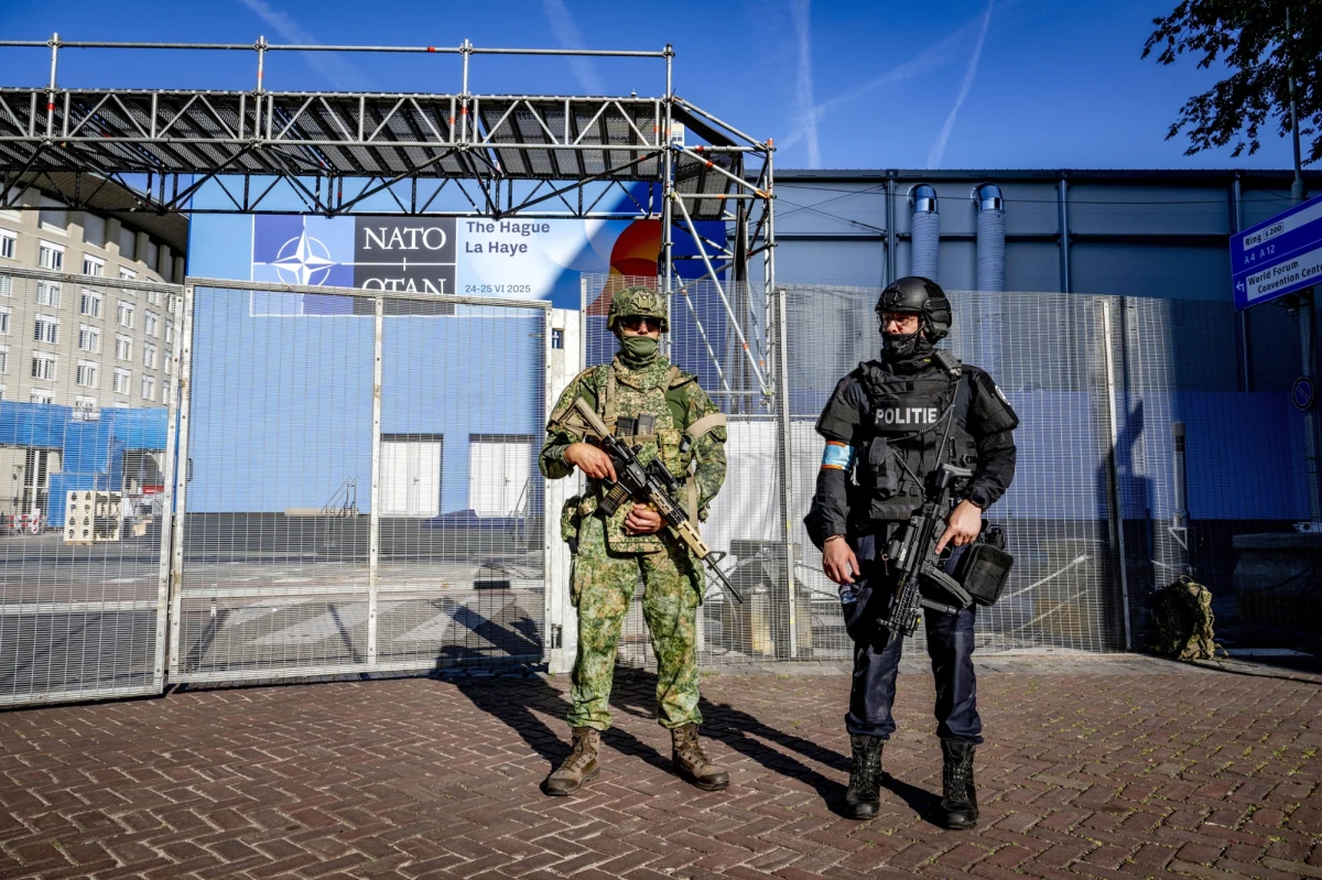 Ponad 183 mln euro władze holenderskie zapłaciły już za organizację szczytu NATO, który odbędzie się 24 i 25 czerwca w Hadze. Koszt prawie dwukrotnie przekroczył pierwotnie zakładaną kwotę. Specjalne środki bezpieczeństwa wprowadzono m.in. ze względu na planowaną wizytę w Holandii prezydenta USA Donalda Trumpa. Na szczycie, już okrzykniętym najdroższym w historii Sojuszu, omawiane będą m.in. kwestie zwiększenia odporności na cyberzagrożenia czy zwiększenia wydatków na obronność.