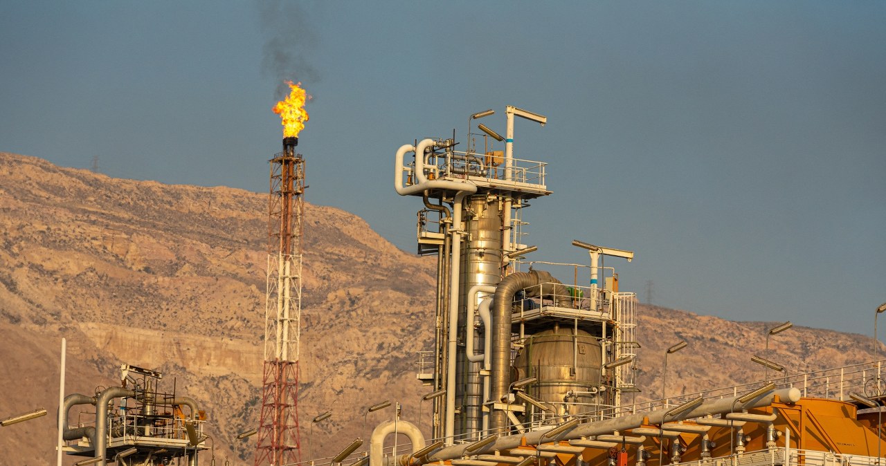 Ceny ropy mocno rosną. Reakcja na doniesienia ws. rosyjskiego surowca