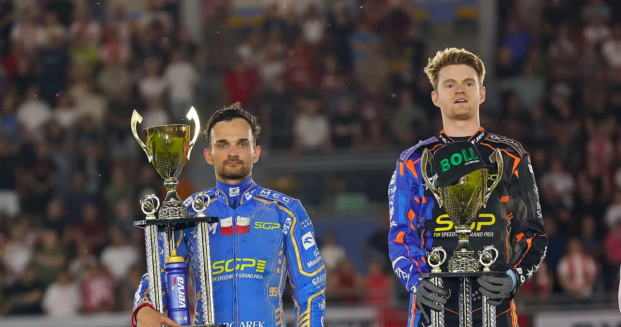 Bartosz Zmarzlik, Brady Kurtz