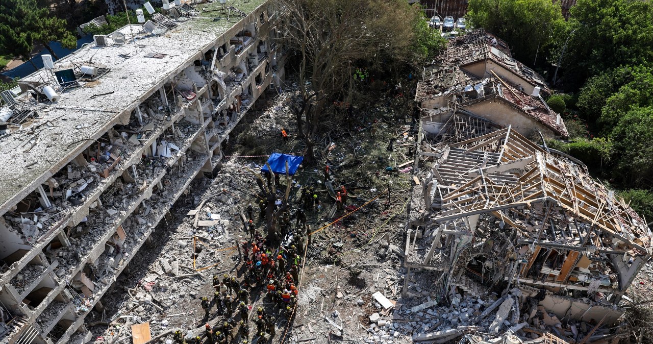 Iran kontratakuje w Izraelu po ataku USA. Media o wielu eksplozjach