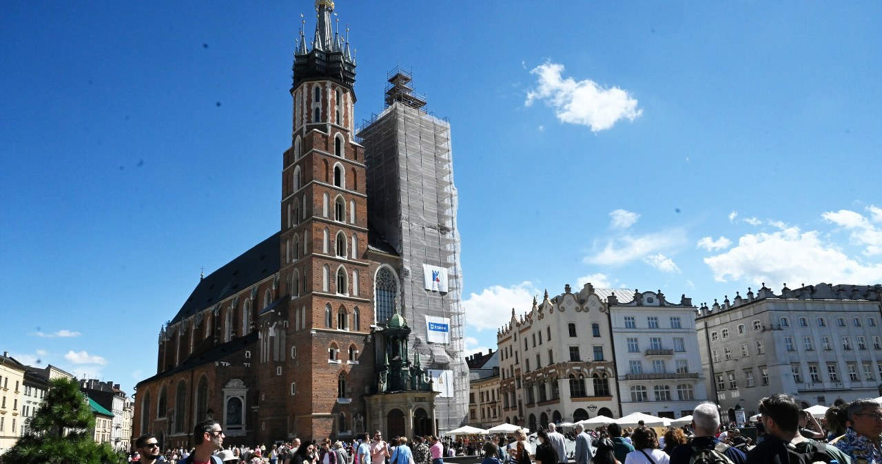 Metro w Krakowie. Magistrat odkrywa karty, padły daty
