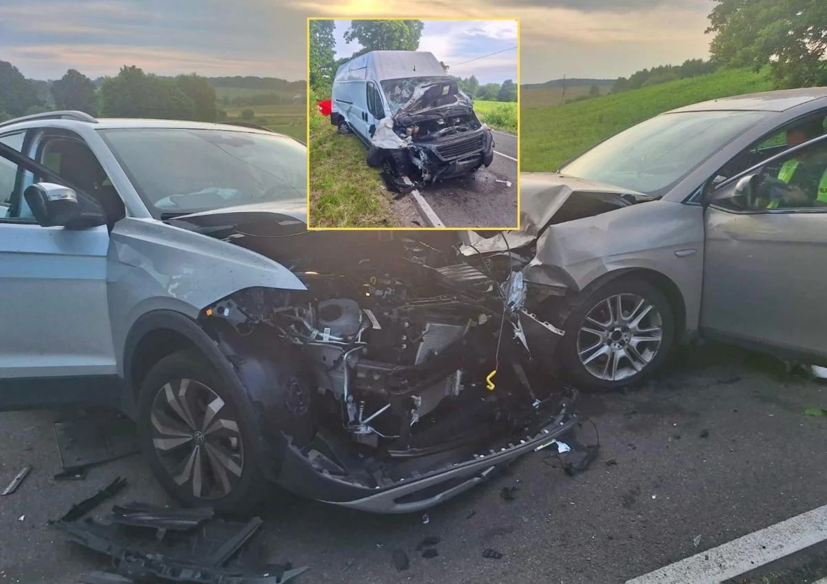 W niedzielę około godziny 18:30 w miejscowości Przybkówko (woj. zachodniopomorskie) na drodze wojewódzkiej nr 171 zderzyło się pięć pojazdów: trzy samochody osobowe, bus osobowy oraz bus dostawczy. Nie żyje kobieta.