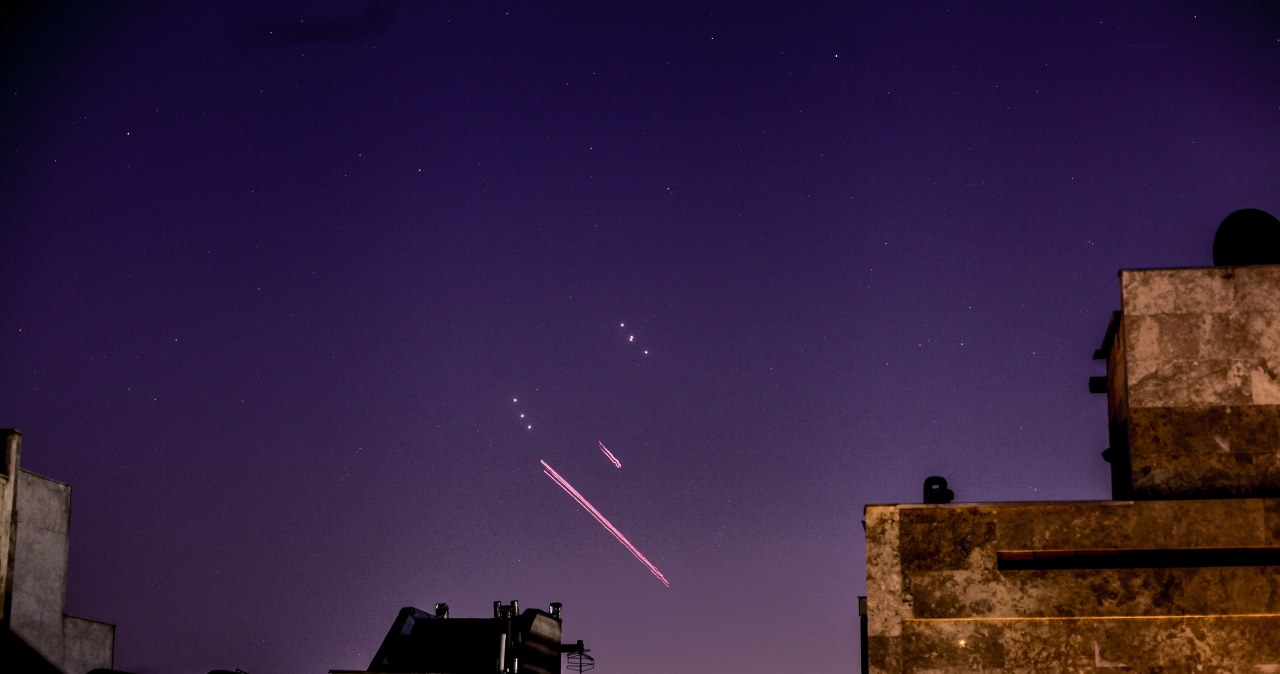 Wielkie eksplozje w Teheranie. Słychać działanie obrony powietrznej