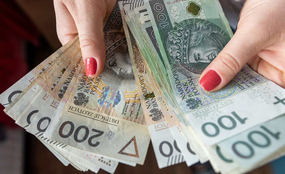 Nowe dane dot. wynagrodzeń. Tyle średnio zarabiamy