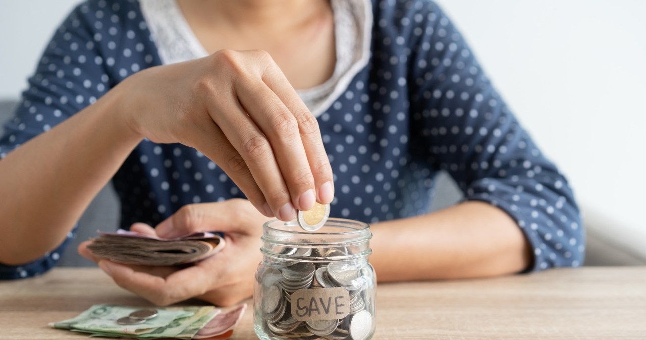 Kto w wakacje musi zacisnąć pasa? Cztery znaki zodiaku na liście