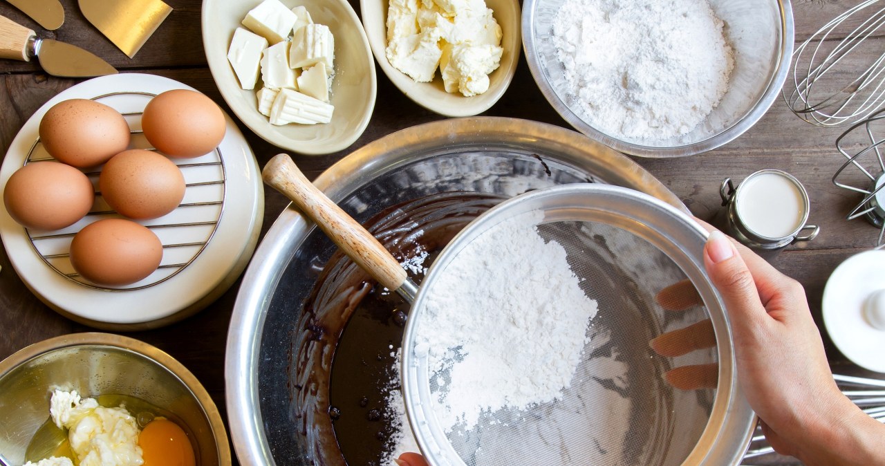 Dodajesz go do ciasta? Uważaj – zbyt dużo może ci zaszkodzić