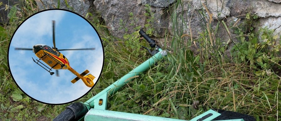 Groźny wypadek z udziałem dwóch nastolatków na hulajnodze elektrycznej w Osieku koło Oświęcimia w Małopolsce. Obaj chłopcy, w ciężkim stanie, trafili do szpitala.