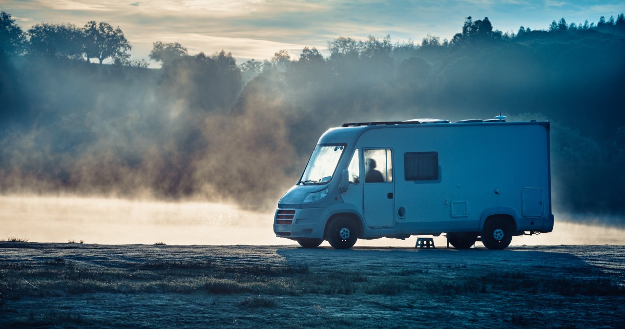 Właściciele kamperów powinni gwałtownie zrobić kilka rzeczy. Wiosną to się opłaci