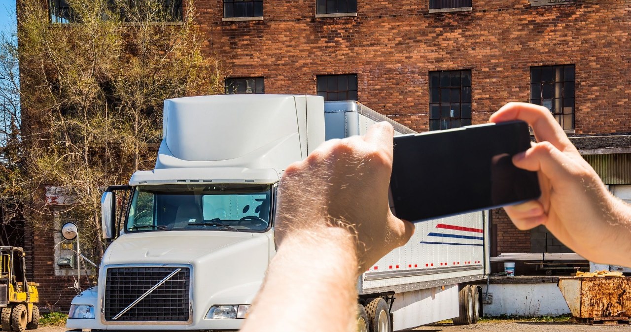 Dostają 25 proc. od mandatu. Niektórzy zgłaszają na pełen etat