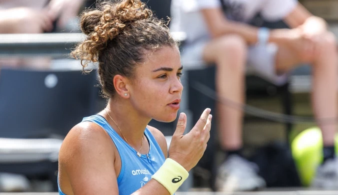 Dwa tie-breaki w meczu Paolini w Bad Homburg, kłótnia z sędzią. Finalistka US Open odpada