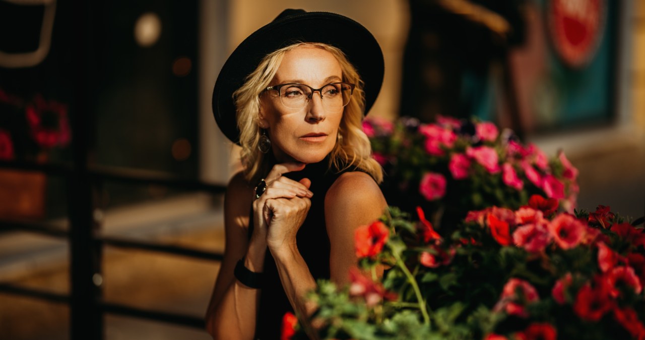 Skóra Francuzek po 50. zawsze wygląda świeżo. Sekret tkwi w szczegółach