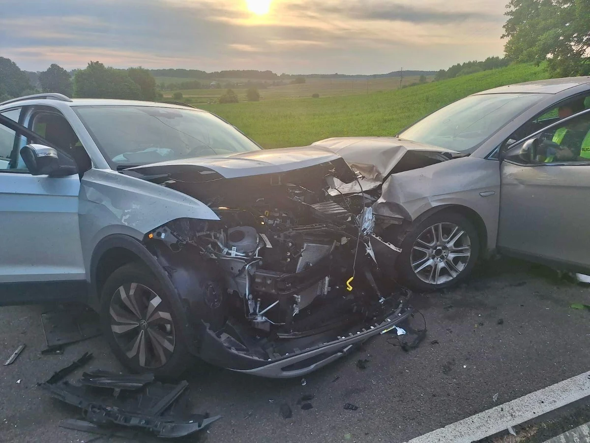 Nie żyje dziecko ranne w niedzielnym wypadku w Przybkówku. Mimo walki lekarzy, chłopiec zmarł w szczecińskim szpitalu. To druga ofiara tragicznego zderzenia pięciu pojazdów, do którego doszło na drodze wojewódzkiej nr 171 w woj. zachodniopomorskim.