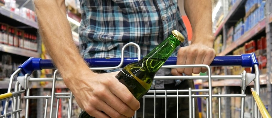 Główny Inspektorat Sanitarny (GIS) opublikował ostrzeżenie publiczne dotyczące partii piwa „Mango Man Lassi Mango Sour Ale”, które zostało wycofane ze sprzedaży z powodu ryzyka... eksplozji butelki. Przyczyną jest wtórna fermentacja mogąca prowadzić do niebezpiecznego wzrostu ciśnienia wewnątrz opakowania.