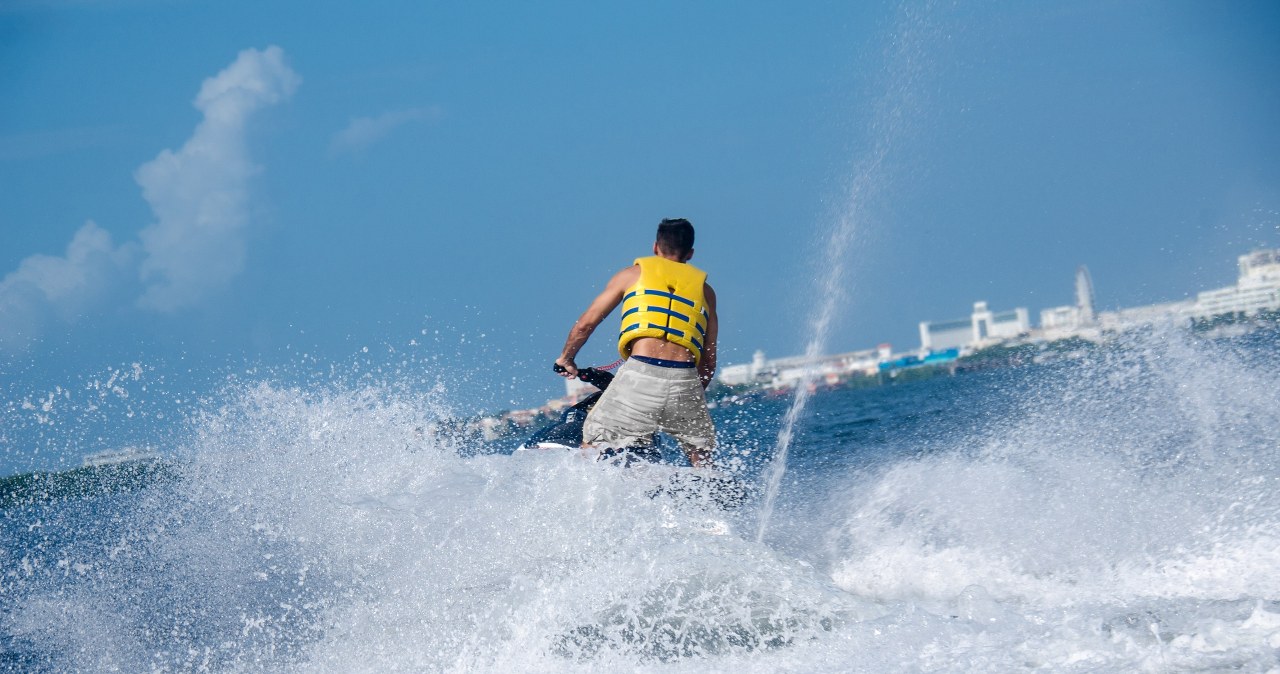 Decathlon z pilnym apelem do klientów. Sprzęt ratunkowy jest wadliwy