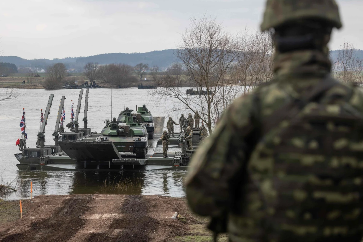 15,7 mln Polaków żyje w miejscowościach "ponadprzeciętnie" przygotowanych do reagowania na kryzysy zdrowotne, naturalne, humanitarne i militarne - wynika z zaprezentowanego raportu Banku Gospodarstwa Krajowego. Jednak aż 311 tys. osób mieszka w miejscowościach zagrożonych takimi kryzysami. Raport wskazuje te miasta.