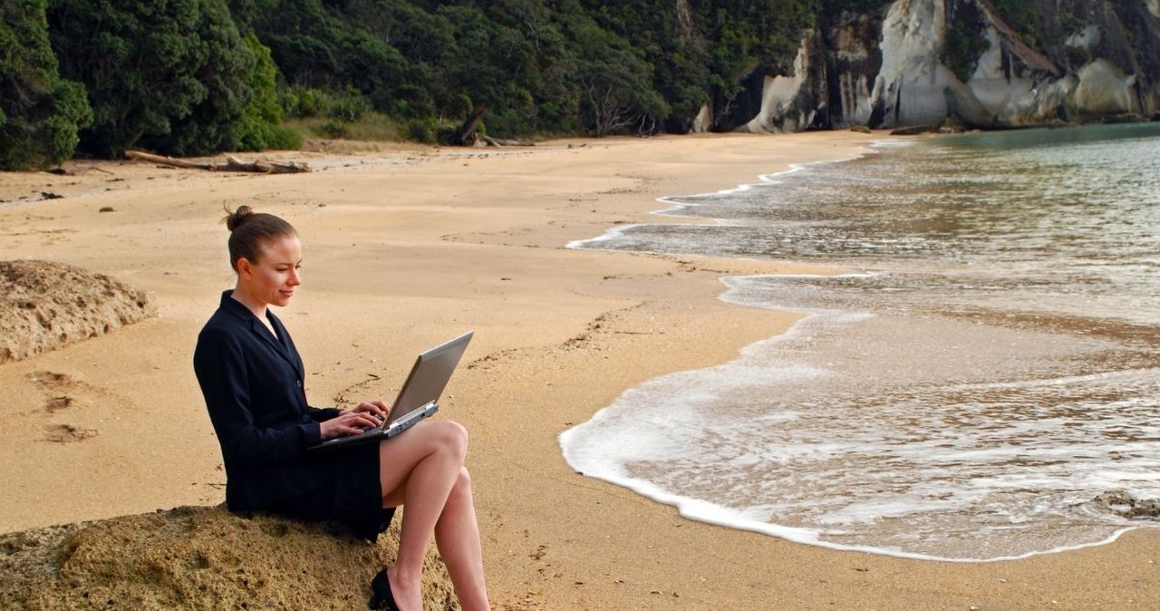 Długi urlop, wysoka płaca minimalna. To w tym kraju pracuje się najlepiej