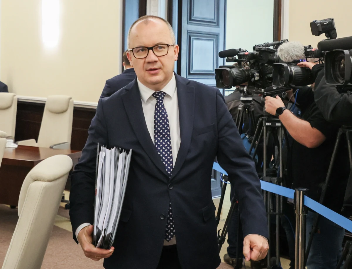 Prokurator generalny Adam Bodnar wystąpił z wnioskami o przeprowadzenie oględzin kart do głosowania w 1472 obwodowych komisjach wyborczych - poinformowała rzeczniczka prasowa PG prok. Anna Adamiak.