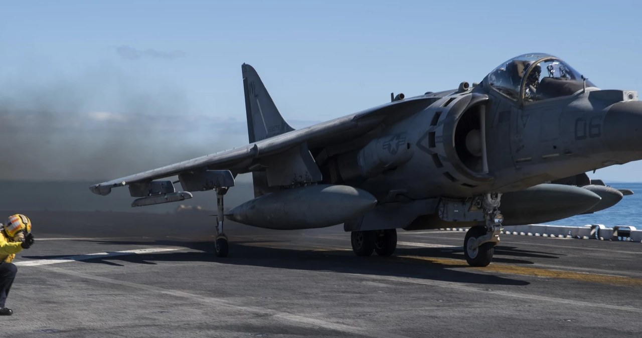 Tajne dokumenty wojskowe wyciekają w popularnej grze lotniczej!