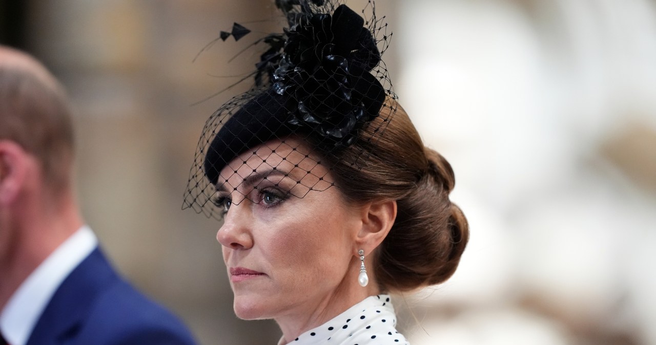 Niepokojące wieści z pałacu. Księżna Kate znów w centrum uwagi