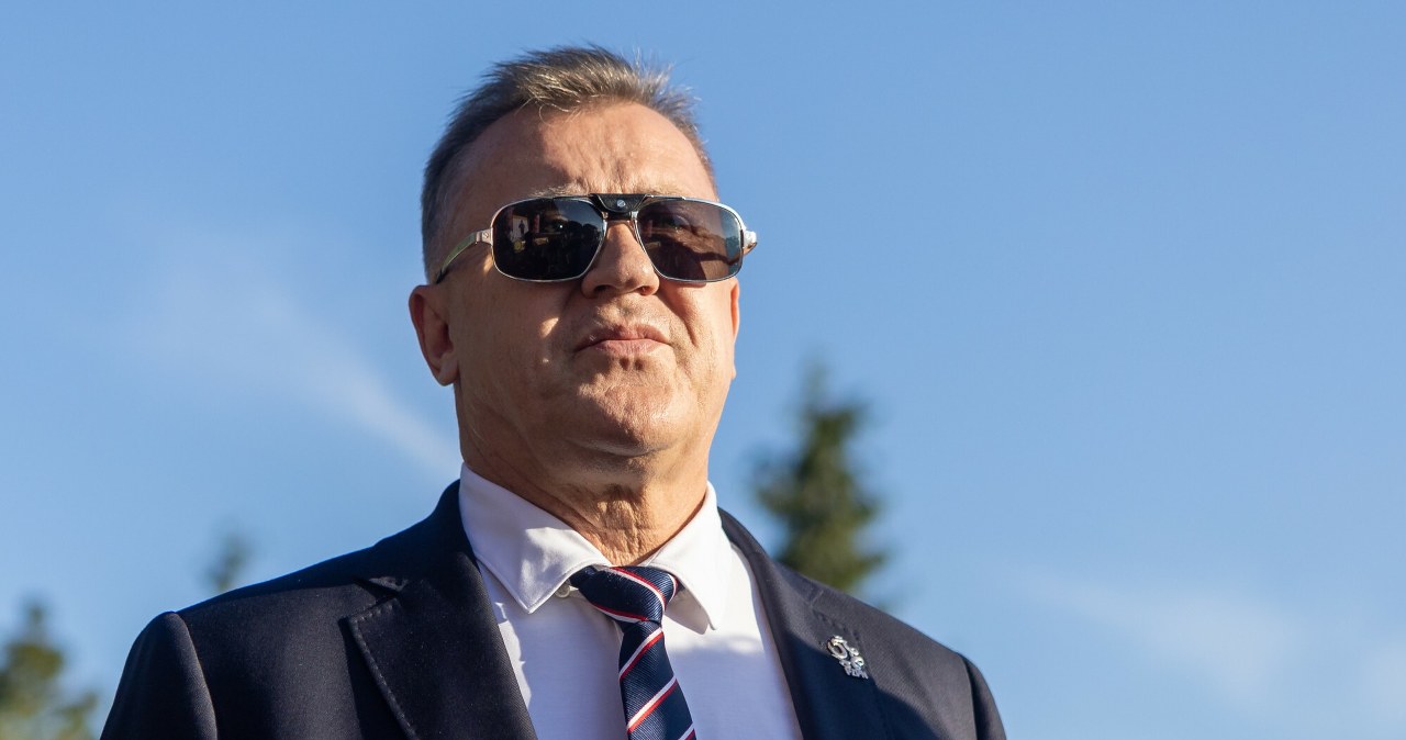 "Ludzie myślą, iż kręcą Kuleszą. A to on kręci nimi". Nieznane fakty o prezesie PZPN