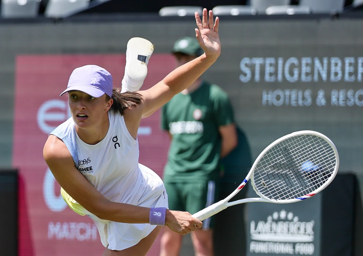 Znamy już drabinkę Wimbledonu. Iga Świątek występ w wielkoszlemowym Wimbledonie rozpocznie od meczu z Rosjanką Poliną Kudermietową. Magdalena Fręch zagra z inną rosyjską tenisistką - Anastazją Potapową. Magda Linette natomiast trafiła na Francuzkę Elsę Jacquemot.
