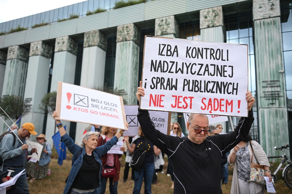 Sąd Najwyższy uznał protesty wyborcze za zasadne