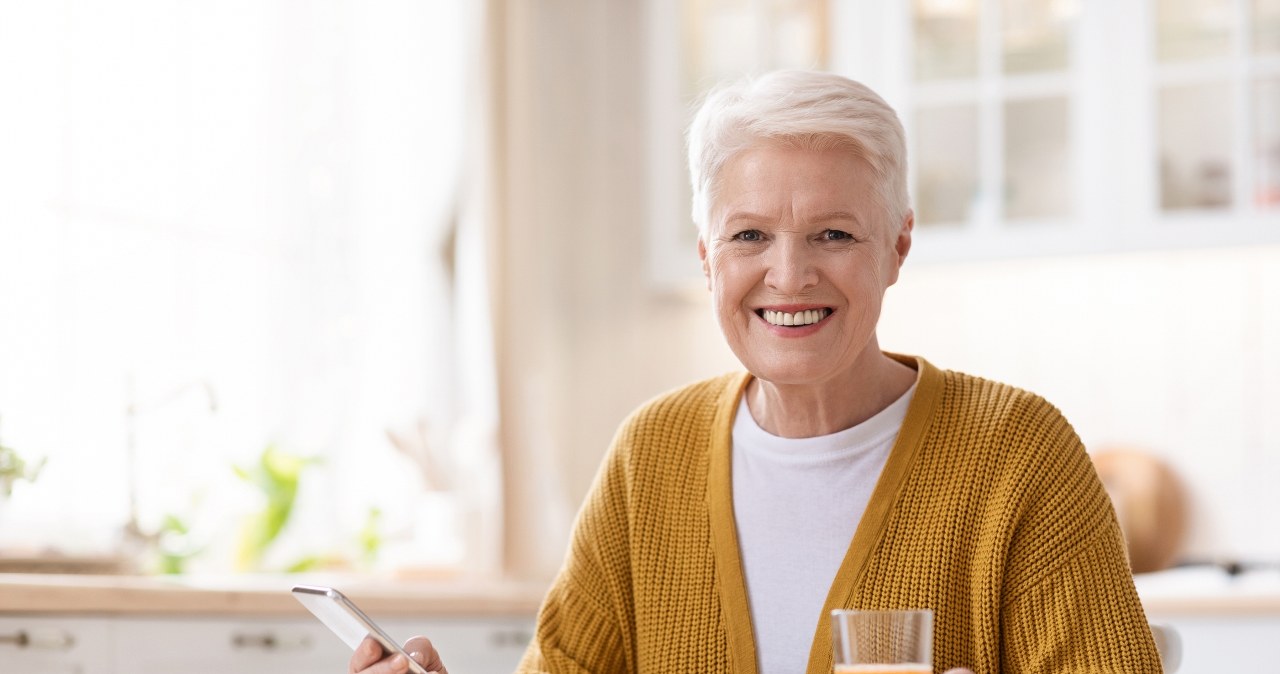 Menopauza bez dramatów. Co jeść, by nie cierpieć z powodu hormonów?