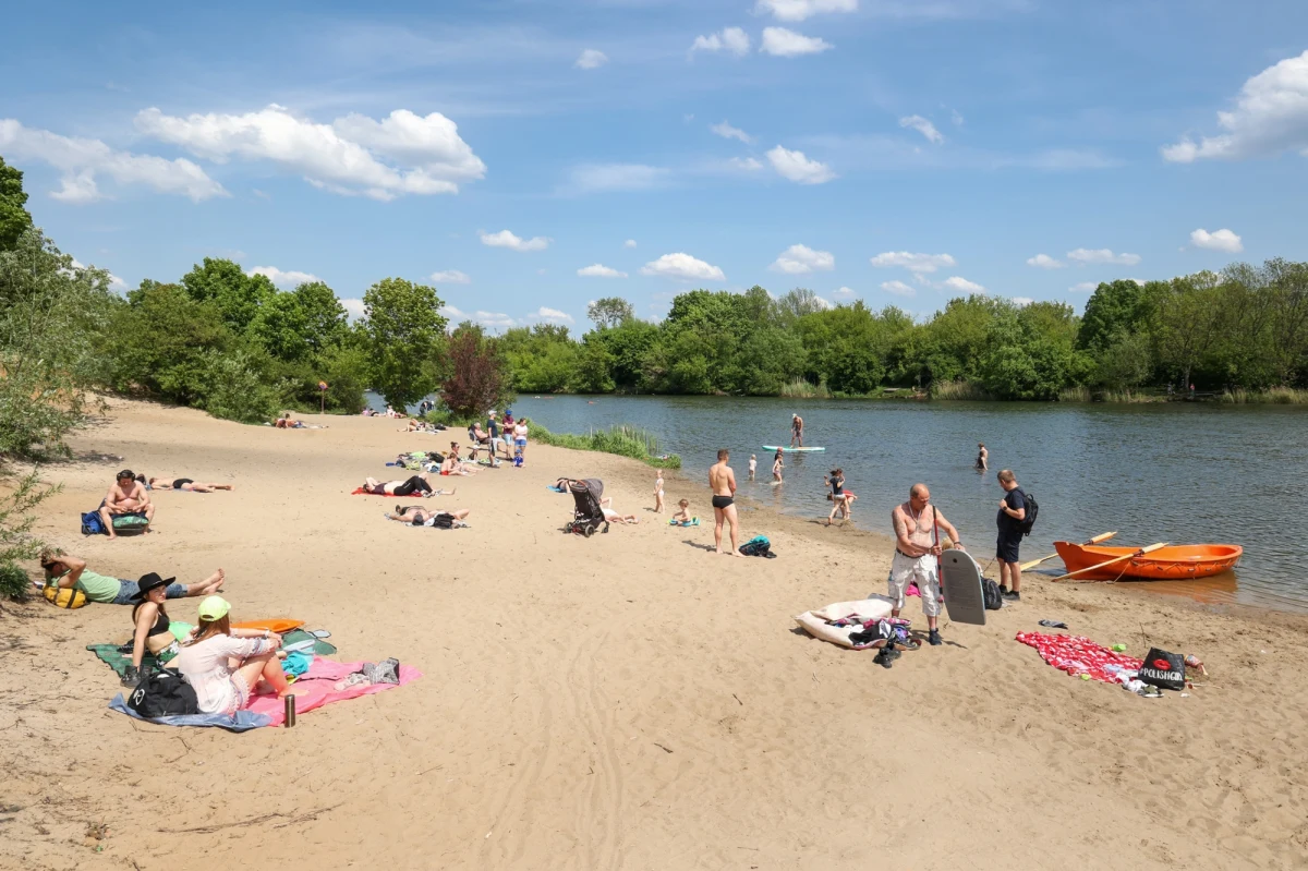 Tuż przed rozpoczęciem wakacji warszawski sanepid zakazał kąpieli w Jeziorku Czerniakowskim. Woda w tym zbiorniku spełnia wymagań.