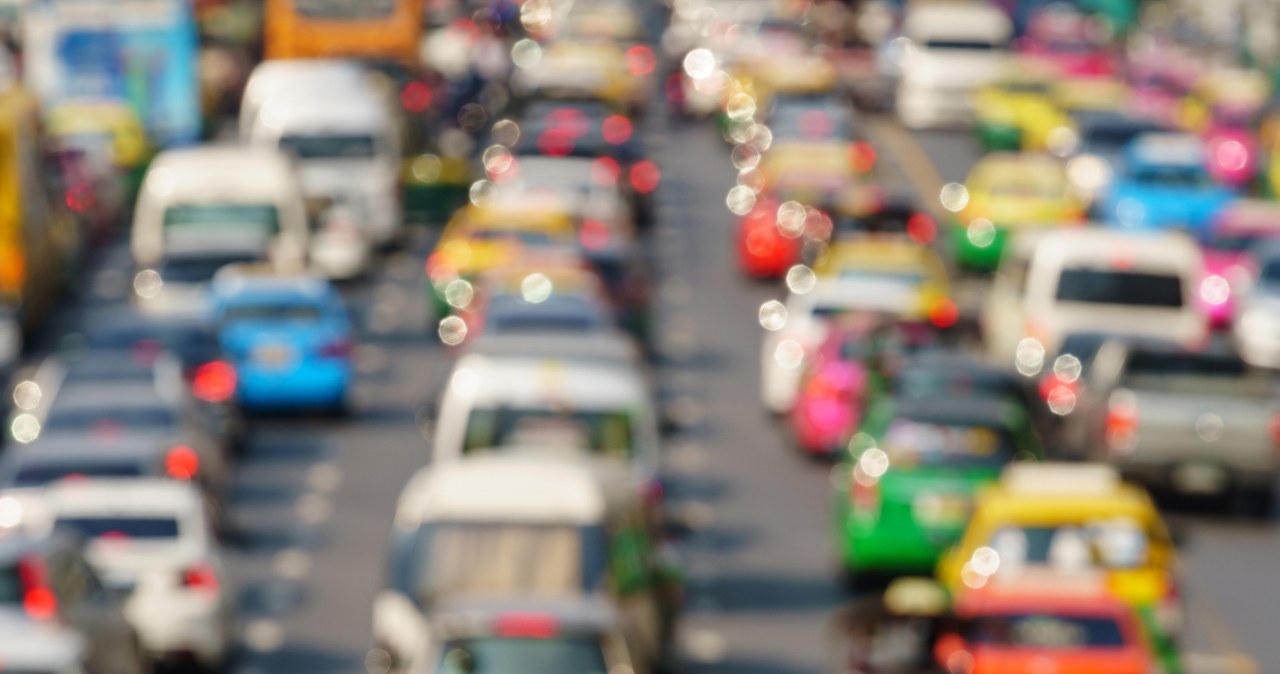 Chiny zaostrzają kontrole nad inteligentnymi samochodami