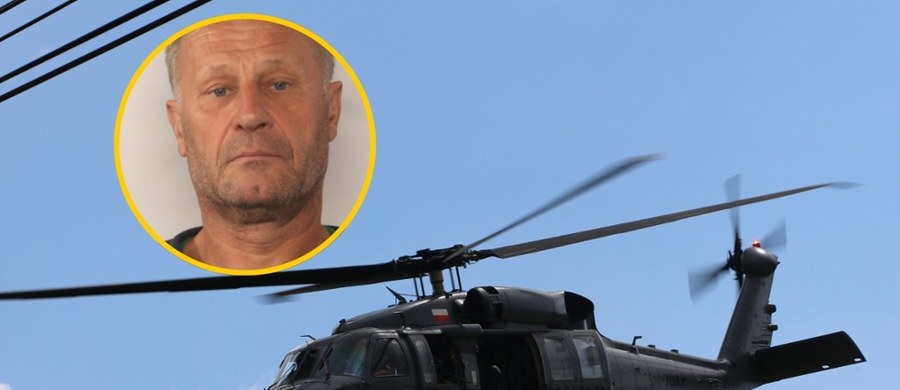 Policja nadal szuka 57-letniego Tadeusza Dudy. To mężczyzna, który w piątek w Starej Wsi koło Limanowej miał zabić dwie osoby i ciężko ranić trzecią. Funkcjonariusze sprawdzają m.in., czy poszukiwany nie próbuje opuścić kraju. 